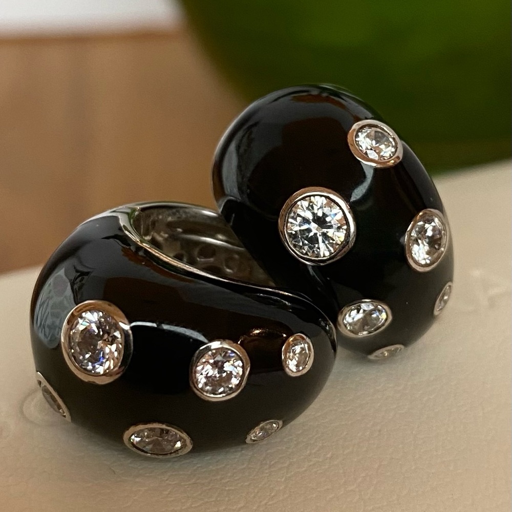 Belle Toile Glitter Black Italian Enamel Earrings